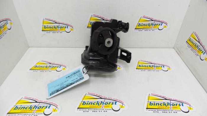 Usagé Support boîte de vitesses Toyota Corolla (E15) 1.6 Dual VVT-i 16V Prix € 36,75 Règlement à la marge proposé par Binckhorst BV