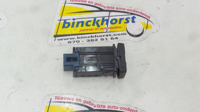 Seat heating switch from a Toyota Corolla (E15) 1.6 Dual VVT-i 16V 2013