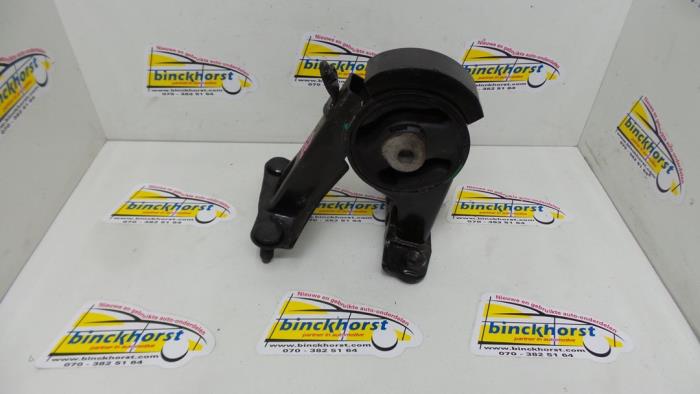 Usagé Support boîte de vitesses Toyota Corolla (E15) 1.6 Dual VVT-i 16V Prix € 36,75 Règlement à la marge proposé par Binckhorst BV