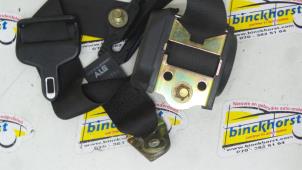 Begagnade Bakre säkerhetsbälte, vänster Mercedes 200 - 500 Pris € 31,50 Marginaltabell erbjuds av Binckhorst BV