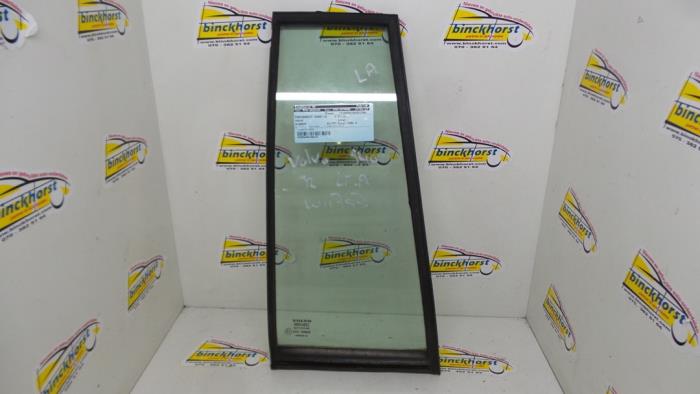 Usados Ventanilla triangular izquierda detrás Volvo 940 I Estate 2.3i Precio € 31,50 Norma de margen ofrecido por Binckhorst BV
