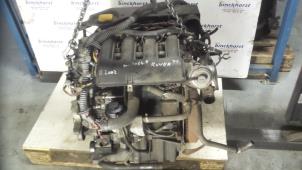 Motor van een Rover 75 Tourer 2.0 CDTi 16V 2002