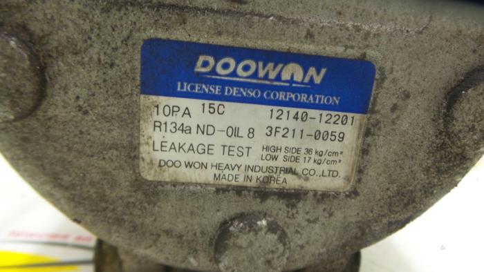 Klimapumpe van een Kia Rio (DC22/24) 1.5 16V 2003