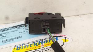 Used Panic lighting switch Renault Twingo II (CN) 1.2 16V Price € 15,75 Margin scheme offered by Binckhorst BV