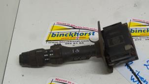 Usados Interruptor de limpiaparabrisas Renault R21 Precio € 15,75 Norma de margen ofrecido por Binckhorst BV