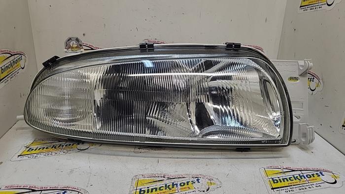 Nowe Reflektor prawy Ford Fiesta Cena € 37,16 Z VAT oferowane przez Binckhorst BV