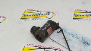 Usados Bomba de limpiaparabrisas delante Hyundai Pony Precio € 15,75 Norma de margen ofrecido por Binckhorst BV