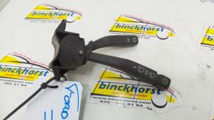 Używane Przelacznik wycieraczki Ford Escort Cena € 21,00 Procedura marży oferowane przez Binckhorst BV