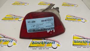 Usagé Feu antibrouillard arrière Ford Focus 1 1.8 TDdi Prix € 10,50 Règlement à la marge proposé par Binckhorst BV