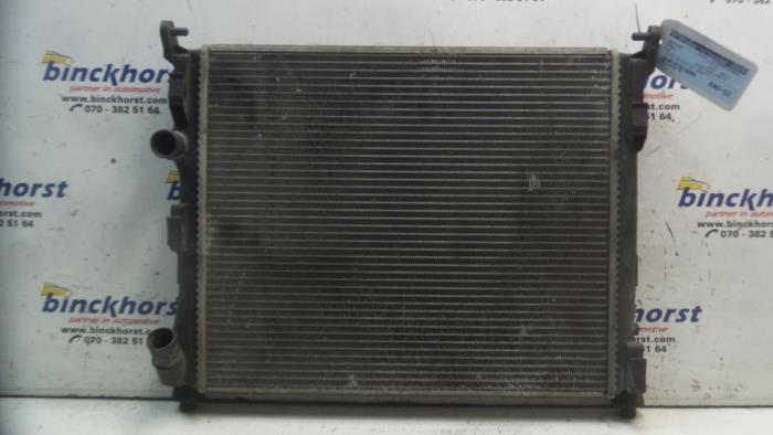 Usagé Radiateur Renault Clio II Societe (SB) 1.5 dCi 80 Prix € 36,75 Règlement à la marge proposé par Binckhorst BV