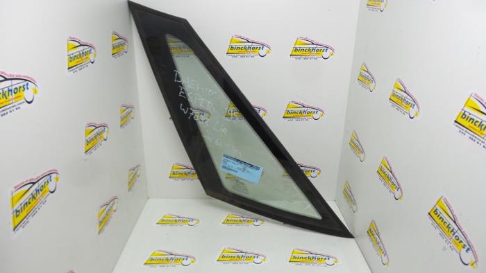 Usados Ventanilla triangular izquierda detrás Daewoo Espero 2.0 CD Precio € 26,25 Norma de margen ofrecido por Binckhorst BV
