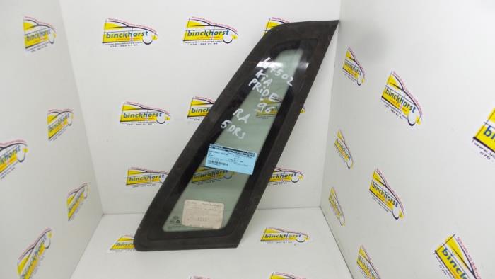 Usados Ventanilla triangular derecha detrás Kia Pride (DA) 1.3i Precio € 26,25 Norma de margen ofrecido por Binckhorst BV