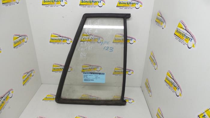 Usados Ventanilla triangular derecha detrás Mercedes 200 - 500 Precio € 26,25 Norma de margen ofrecido por Binckhorst BV