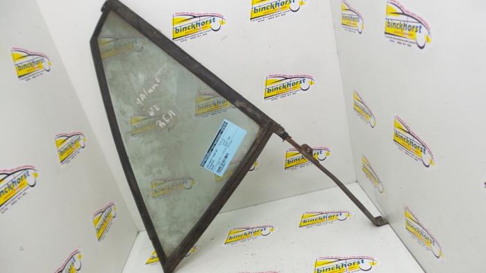Usados Ventanilla triangular derecha detrás Mitsubishi Galant Precio € 26,25 Norma de margen ofrecido por Binckhorst BV