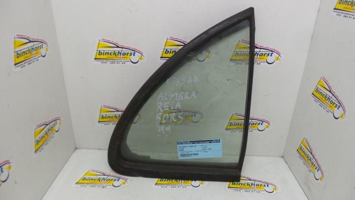 Usados Ventanilla triangular derecha detrás Nissan Almera Precio € 26,25 Norma de margen ofrecido por Binckhorst BV
