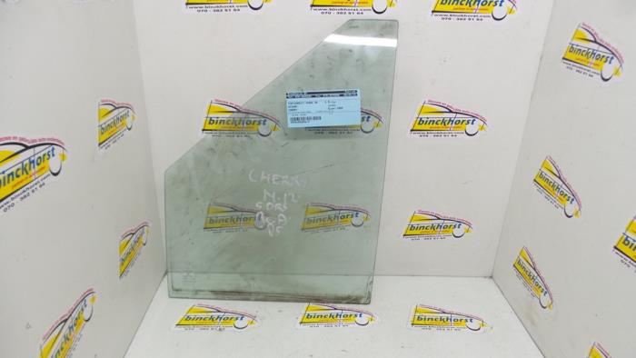 Usados Ventanilla triangular derecha detrás Nissan Cherry Precio € 31,50 Norma de margen ofrecido por Binckhorst BV