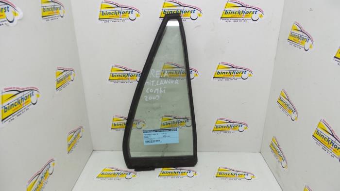 Usados Ventanilla triangular derecha detrás Mitsubishi Lancer Precio € 36,75 Norma de margen ofrecido por Binckhorst BV