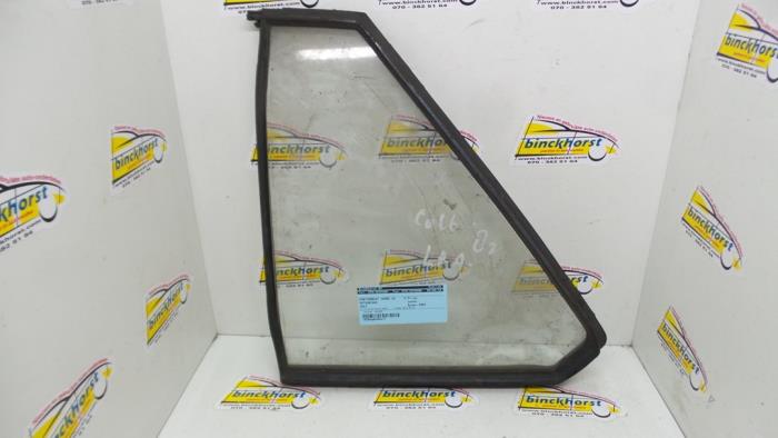 Usados Ventanilla triangular izquierda detrás Mitsubishi Colt Precio € 26,25 Norma de margen ofrecido por Binckhorst BV