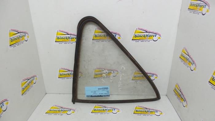 Usados Ventanilla triangular derecha detrás Opel Kadett Precio € 31,50 Norma de margen ofrecido por Binckhorst BV