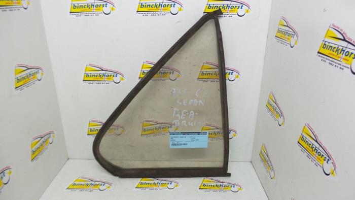Usados Ventanilla triangular derecha detrás Opel Ascona Precio € 31,50 Norma de margen ofrecido por Binckhorst BV