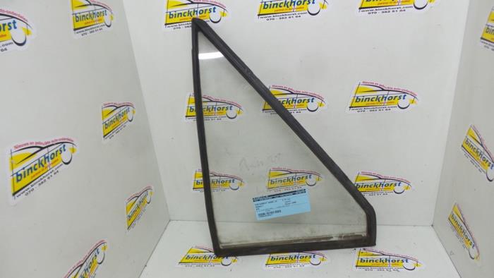 Usados Ventanilla triangular izquierda detrás Renault R25 Precio € 31,50 Norma de margen ofrecido por Binckhorst BV