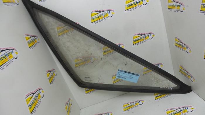 Usados Ventanilla triangular izquierda detrás Opel Ascona Precio € 36,75 Norma de margen ofrecido por Binckhorst BV