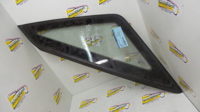 Usados Ventanilla triangular derecha detrás Hyundai Excel Precio € 26,25 Norma de margen ofrecido por Binckhorst BV