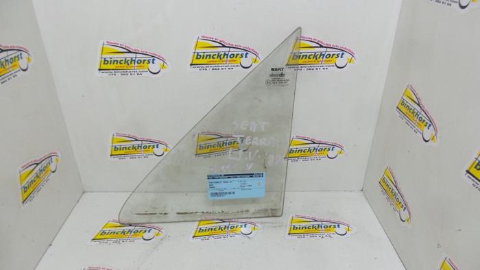 Usados Ventanilla triangular derecha delante Seat Terra Precio € 26,25 Norma de margen ofrecido por Binckhorst BV