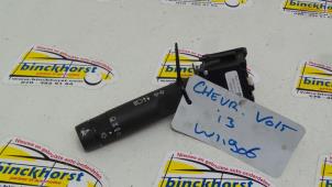 Usagé Commutateur feu clignotant Chevrolet Volt 1.4 16V Prix € 42,00 Règlement à la marge proposé par Binckhorst BV