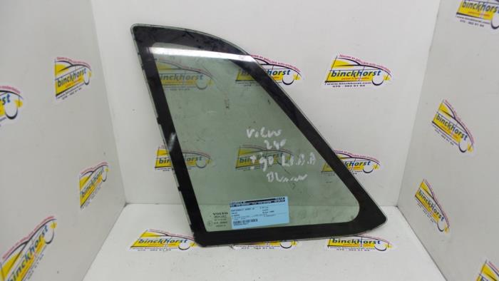 Usados Ventanilla triangular izquierda detrás Volvo 2-Serie Precio € 31,50 Norma de margen ofrecido por Binckhorst BV