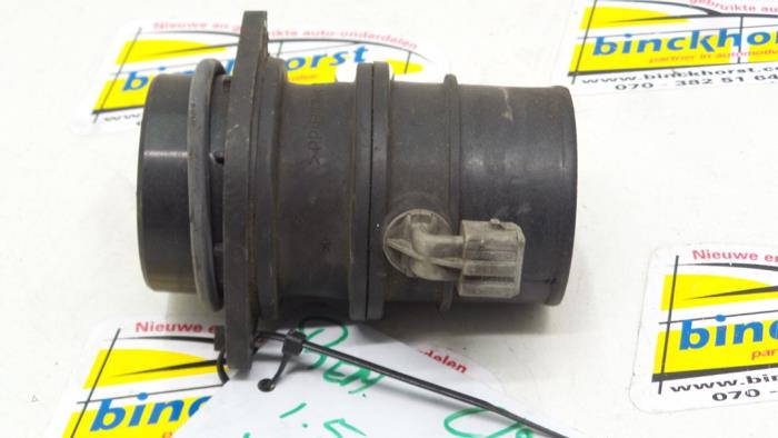 Airflow meter from a Renault Clio II Societe (SB) 1.5 dCi 80 2002