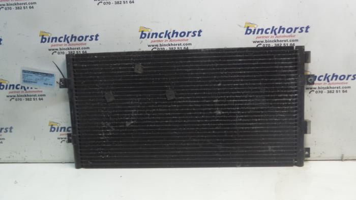 Usagé Radiateur clim Chrysler 300 M 3.5 V6 24V Prix € 73,50 Règlement à la marge proposé par Binckhorst BV