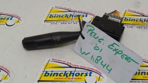 Used Wiper switch Peugeot Expert (222/224) 1.9D Price € 21,00 Margin scheme offered by Binckhorst BV