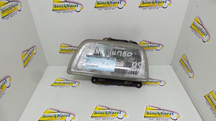 Używane Reflektor lewy Subaru Mini Jumbo Cena € 26,25 Procedura marży oferowane przez Binckhorst BV