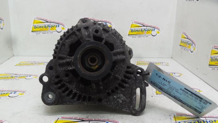 Gebrauchte Dynamo Volkswagen Polo III Classic (6KV2) 1.6i 75 Preis € 42,00 Margenregelung angeboten von Binckhorst BV