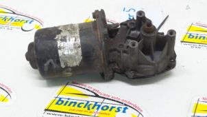 Gebrauchte Scheibenwischermotor vorne Renault Super 5 Preis € 31,50 Margenregelung angeboten von Binckhorst BV