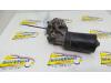 Front wiper motor from a Renault R19 1990