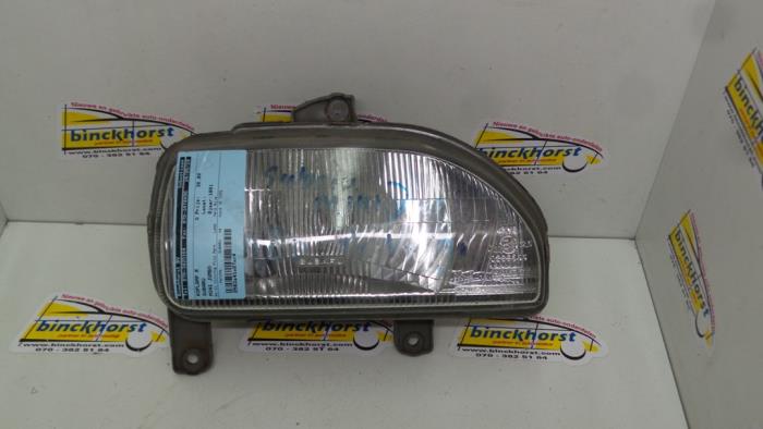 Używane Reflektor prawy Subaru Mini Jumbo Cena € 26,25 Procedura marży oferowane przez Binckhorst BV