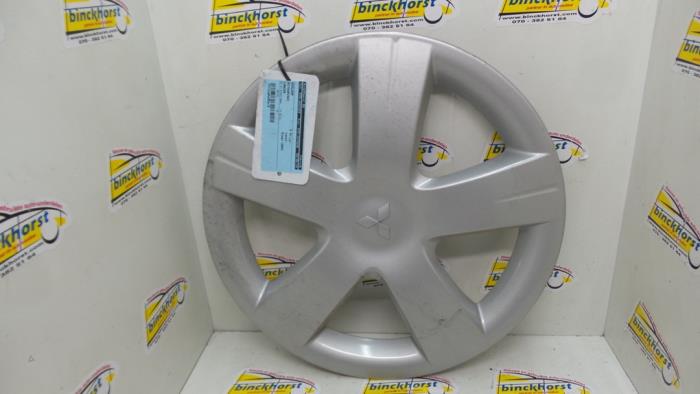 Używane Kolpak Mitsubishi Lancer Cena € 10,50 Procedura marży oferowane przez Binckhorst BV