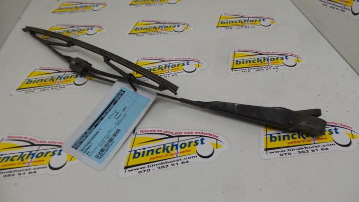 Front wiper arm from a Renault R5 1983