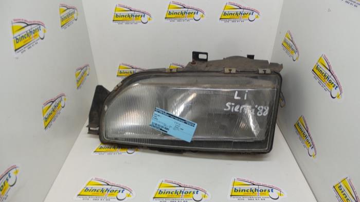 Używane Reflektor lewy Ford Sierra Cena € 36,75 Procedura marży oferowane przez Binckhorst BV