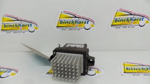 Used Heater resistor Jeep Grand Cherokee (WK/WK2) 3.0 CRD V6 24V Price € 26,25 Margin scheme offered by Binckhorst BV