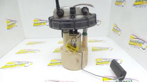 Used Electric fuel pump Renault Clio II (BB/CB) 1.4 Price € 42,00 Margin scheme offered by Binckhorst BV
