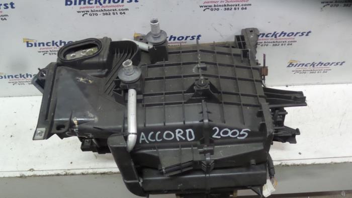Cuerpo de calefactor de un Honda Accord (CL/CN) 2.0 i-VTEC 16V 2005