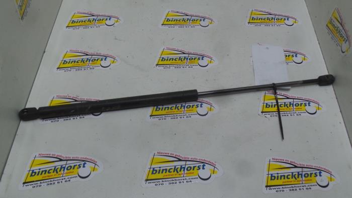 Rear gas strut, right from a Ford Escort 1997
