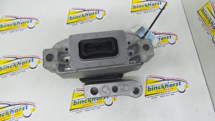 Used Engine mount Mitsubishi Outlander (GF/GG) 2.0 16V PHEV 4x4 Price € 26,25 Margin scheme offered by Binckhorst BV