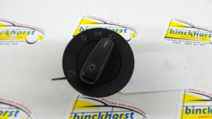 Gebrauchte Licht Schalter Volkswagen UP Preis € 42,00 Margenregelung angeboten von Binckhorst BV