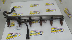 Used Fuel injector nozzle Volvo S80 (TR/TS) 2.8 T6 24V Price € 105,00 Margin scheme offered by Binckhorst BV