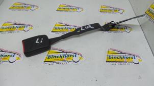 Usagé Attache ceinture avant gauche Volkswagen Lupo (6X1) 1.2 TDI 3L Prix € 21,00 Règlement à la marge proposé par Binckhorst BV