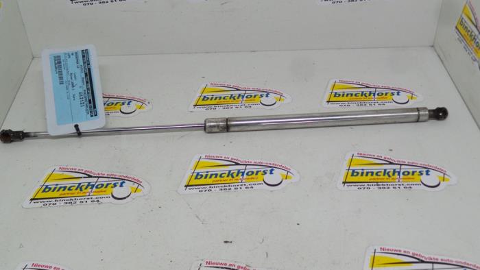 Rear gas strut, left from a Volkswagen Lupo (6X1) 1.2 TDI 3L 2000